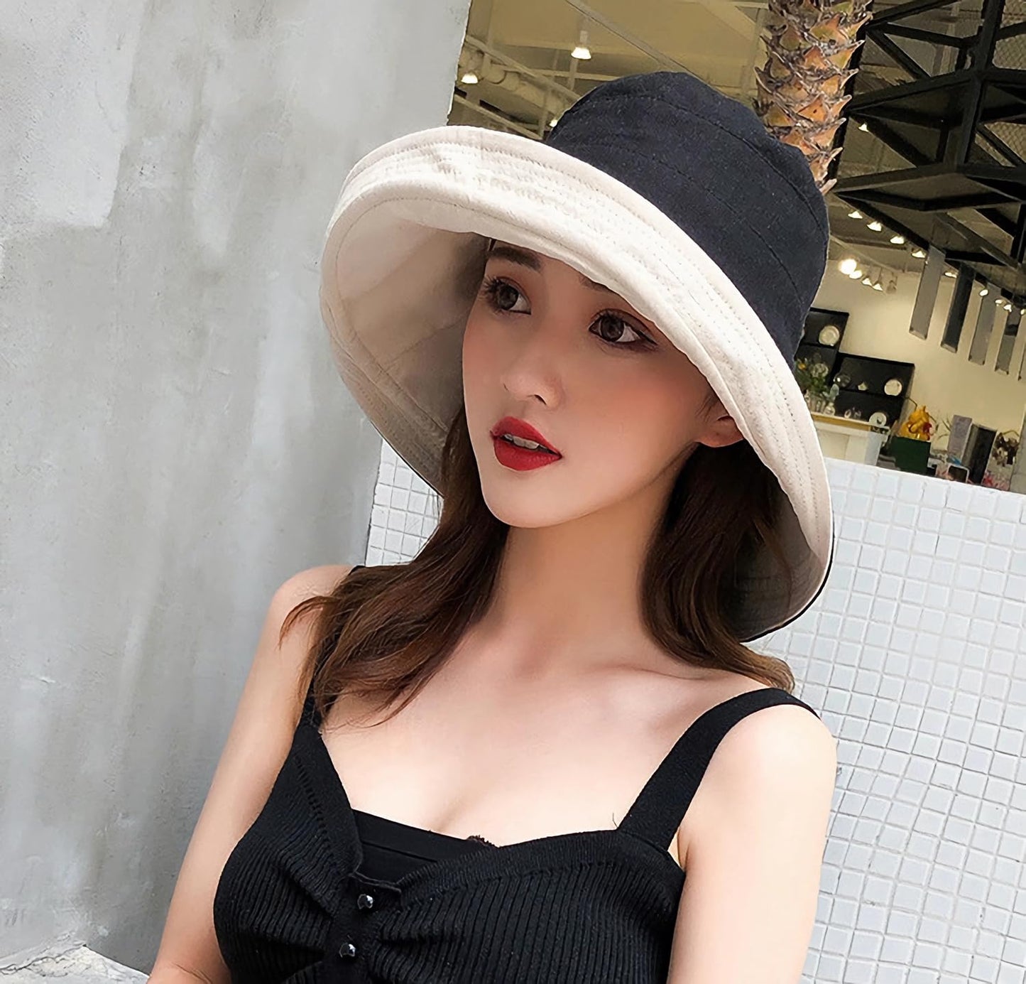 Women Wide Brim Sun Hats Metal Wired Edge Summer UV Protection Beach Fishing Hat for Hiking Garden Travel Chin Strap