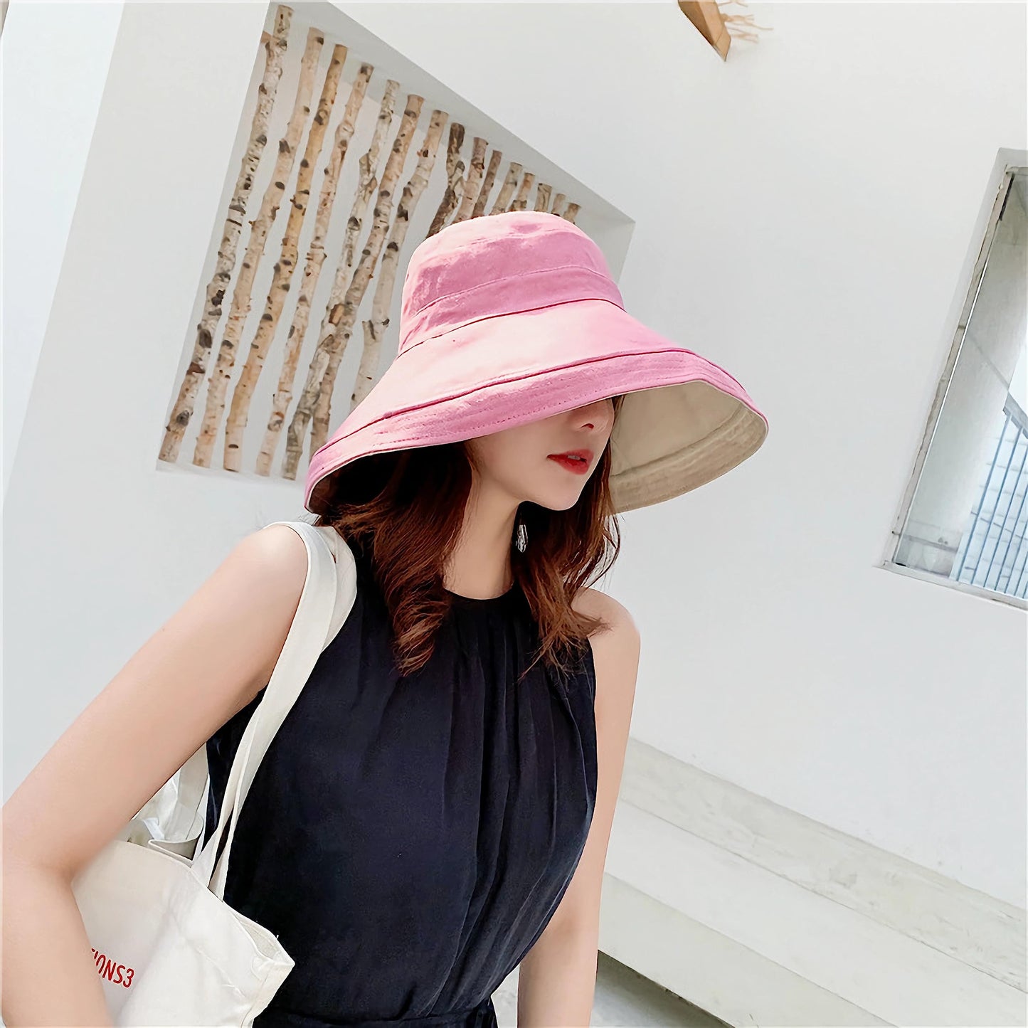 Women Wide Brim Sun Hats Metal Wired Edge Summer UV Protection Beach Fishing Hat for Hiking Garden Travel Chin Strap